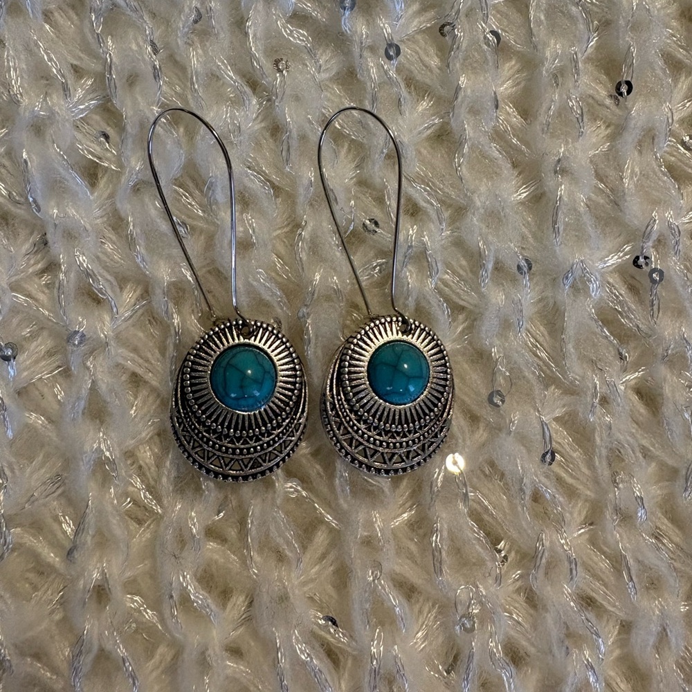 🎁 3for10$ or FREE WITH PURCHASE - Intricate Silver and Turquoise Drop Earrings